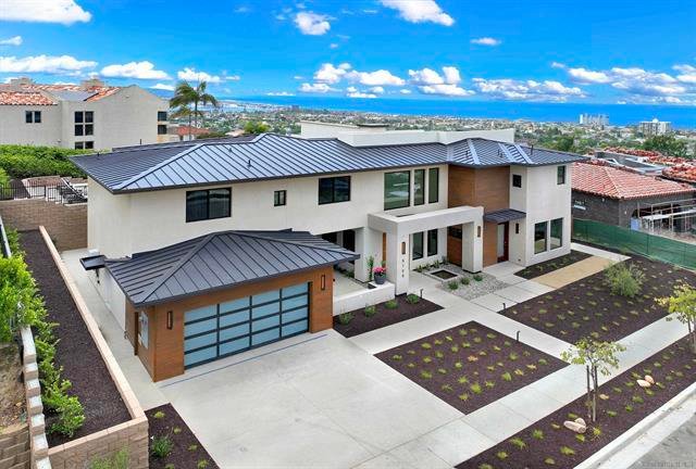 Magnificent Contemporary Masterpiece with Panoramic Ocean, Bay, and Downtown Views